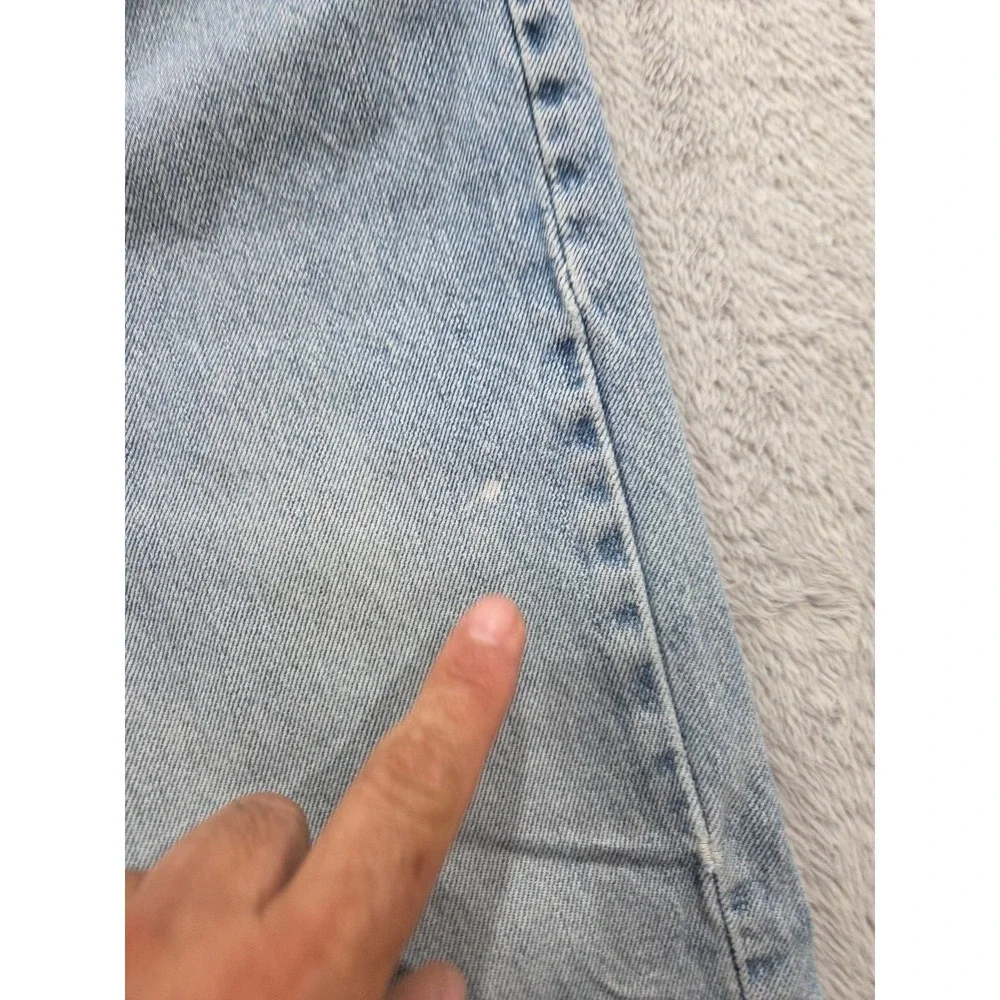 Levi's 550 2010 Men's Relaxed Fit Jeans - Light wash Blue 38x30
